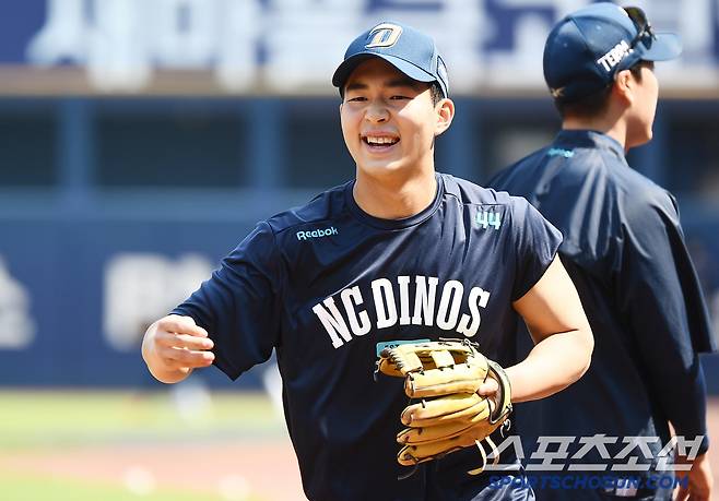 집에 돌아온 NC 선수들의 표정은 그 어느 때보다 밝았다