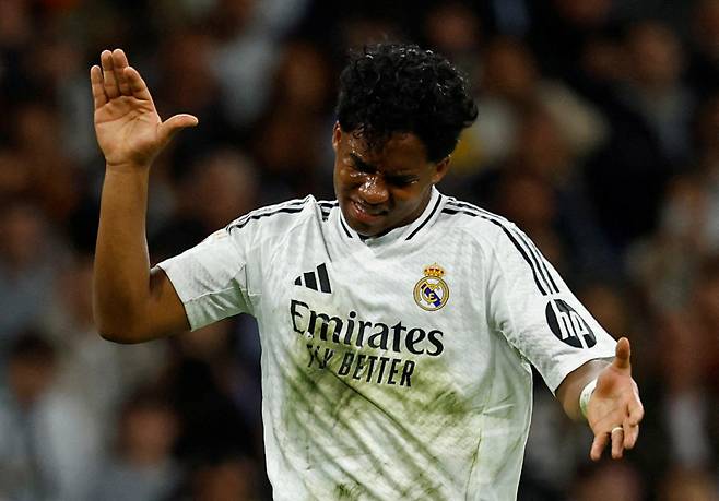 FILE PHOTO: Soccer Football - LaLiga - Real Madrid v RCD Mallorca - Santiago Bernabeu, Madrid, Spain - May 14, 2025 Real Madrid's Endrick reacts REUTERS/Susana Vera/File Photo

<저작권자(c) 연합뉴스, 무단 전재-재배포, AI 학습 및 활용 금지>
