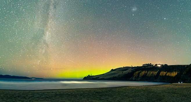 2ca8d133b49f75f220b5c6b236ef203e27a08e14e040430b50