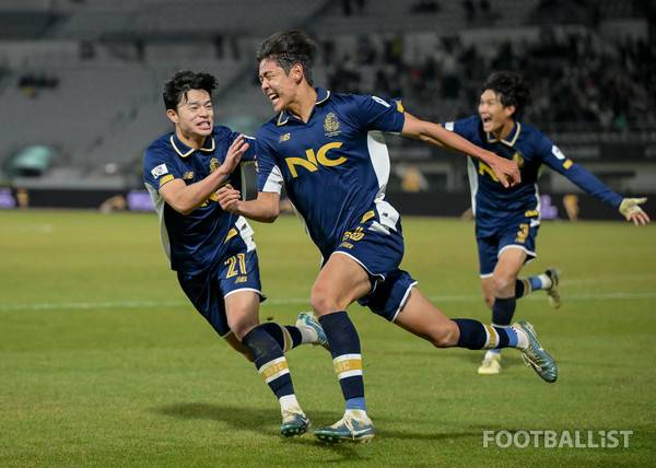 박민서(왼쪽), 백지웅(가운데, 서울이랜드). 서형권 기자