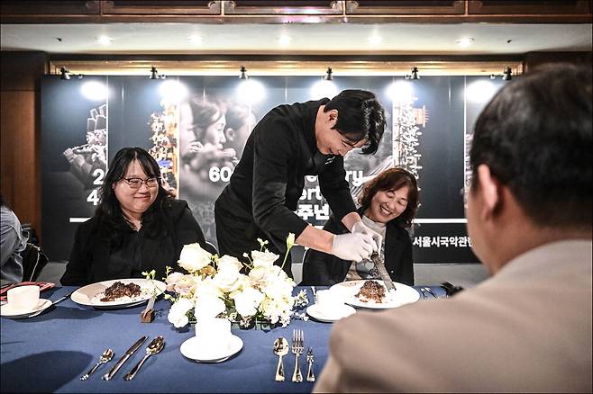 지난달 17일 서울 세종문회회관 로비에서 최현석 셰프의 파인 다이닝을 제공한 세종 인스피레이션-헤리티지 만찬. 세종문화회관