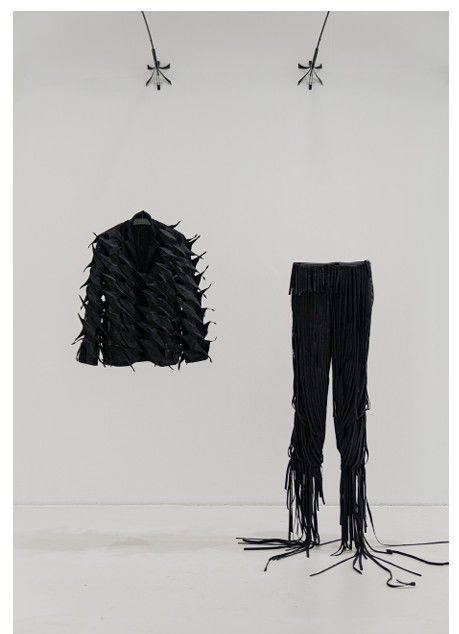 포스트아카이브팩션(파프), 투망 Casting the Net, 2025, Anodized aluminum, powder-coated steel, stainless steel, wire, hangers, garments, dimensions variable *detai *재판매 및 DB 금지