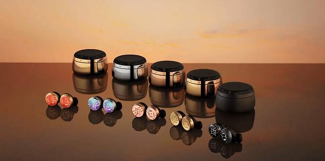 2023년 루이비통이 선보인 탕부르 라인 3세대 이어폰. /루이비통