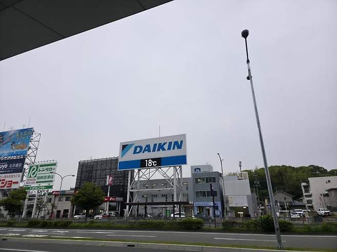 7fed8273b5876aff51ef80e5478177735ef96cdc3a4ebabf51529c1c893e045506