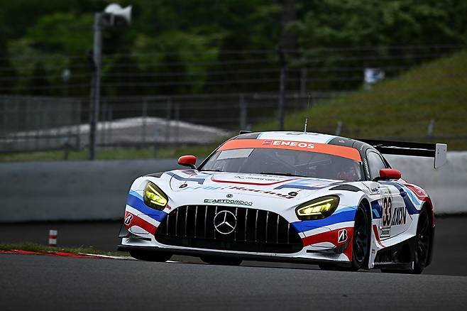 크래프브 뱀부 레이싱이 '후지 24시간 내구 레이스' 폴 포지션을 거머쥐었다. 사진: 김학수 기자