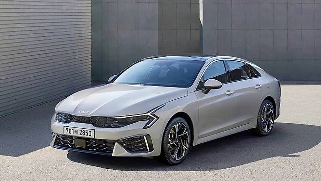 기아 K5 하이브리드