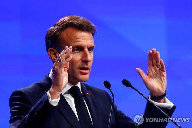 '샹그릴라 대화'서 연설하는 마크롱 프랑스 대통령 [로이터 연합뉴스 자료사진. 재배포 및 판매 금지]