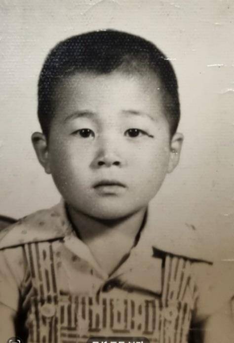 4살때 보육원에 들어가면서 찍은 송준영 씨 사진 [본인 제공]