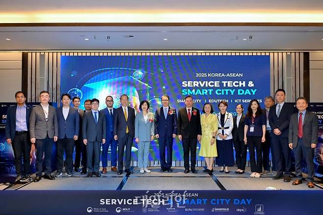 국토교통부와 KOTRA는 5월 26일부터 30일까지 말레이시아 쿠알라룸푸르와 태국 방콕에서 각각 ‘말레이시아 스마트시티 로드쇼’와 ‘한-태 스마트시티 데이’를 개최했다. ⓒ대한무역투자진흥공사