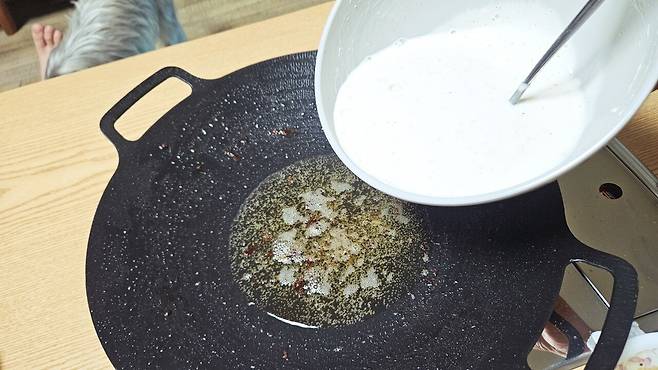 20250531_221812.jpg 저녁 통삼겹 굽고 그 기름에 파전