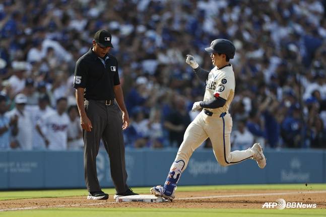 김혜성이 그라운드를 돌고 있다. /AFPBBNews=뉴스1