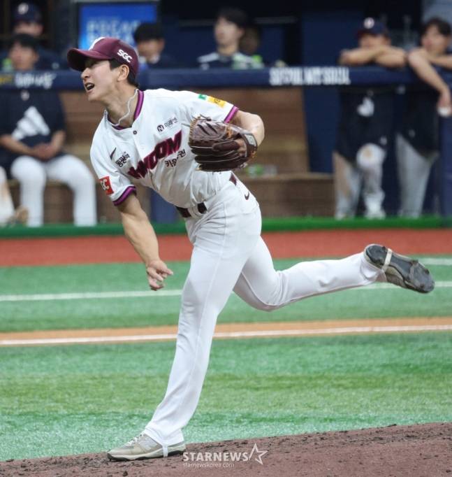 7회 2사 1루에서 등판한 주승우. /사진=김진경 대기자