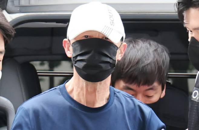 서울지하철 5호선 열차에서 불을 지른 원모씨가 서울남부지법에서 열린 구속 전 피의자 심문(영장실질심사)에 출석했다.. (사진=뉴스1)