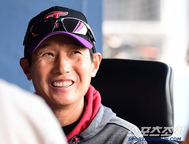 30일 잠실구장에서 열리는 KBO리그 LG와 삼성의 경기. LG 염경엽 감독. 잠실=송정헌 기자songs@sportschosun.com/2025.05.30/