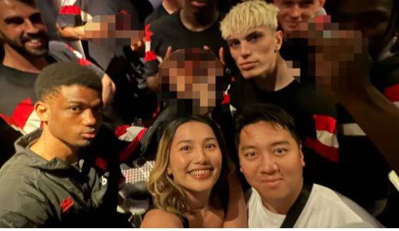 [스포츠조선 강우진 기자]맨체스터 유나이티드의 레전드 데이비드 베컴이 맨유 선수들에 대한 실망감을 드러냈다. 올 시즌 최악의 성적을 거둔 맨유는 선수들의 인성 논란까지 터지면서 비호감 클럽이 되고 있다.

영국 더선은 1일(한국시각) "데이비드 베컴이 맨체스터 유나이티드의 아마드 디알로와 알레한드로 가르나초가 팬들을 모욕한 사건에 대해 강력히 비판했다"라고 보도했다. 사진=더선