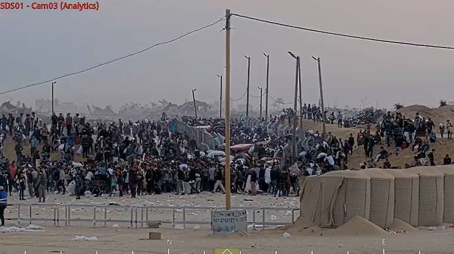 가자인도주의재단(GHF)이 공개한 배급소 현장 방범카메라(CCTV) 영상 속 화면 /엑스(X‧옛 트위터)