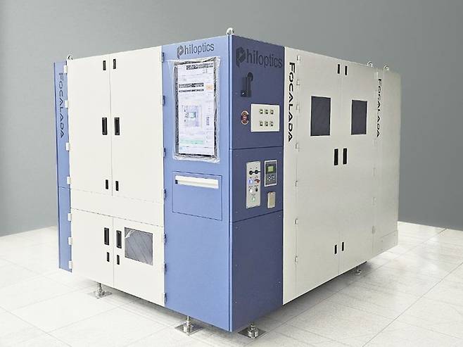 필옵틱스 TGV 검사장비. 필옵틱스 제공