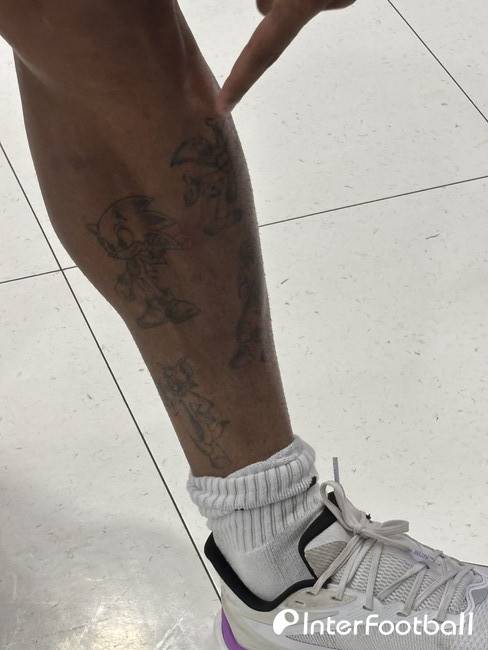 [사진 = 인터풋볼 박윤서 기자] 세라핌의 만화 사랑&nbsp;