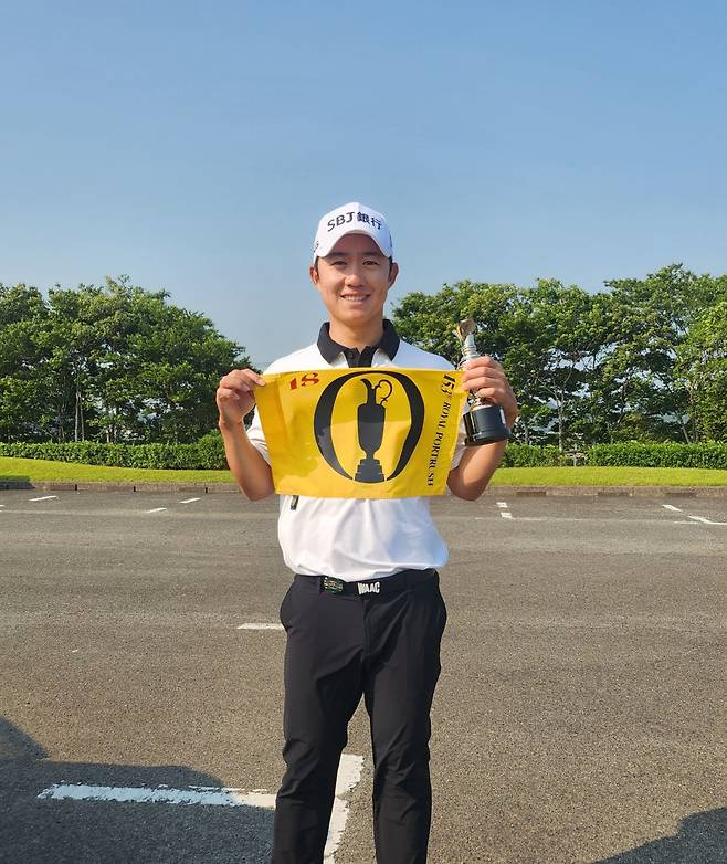 지난 1일 끝난 일본프로골프투어 미즈노오픈에서 공동 2위에 입상해 디오픈 챔피언십 출전권을 획득한 송영한. KPGA