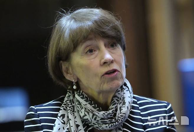 [AP/뉴시스] 스웨덴 국제입양 실태조사위원회 위원장