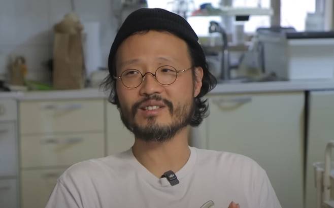 가수 조정치. 유튜브 채널 '김미려&이경분의 뭐라도 되겠지!' 캡처.