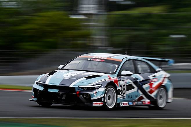 치요 카츠마사는 레이스카와 함께 '타이어'에 대한 높은 신뢰도를 드러냈다. 사진: 김학수 기자