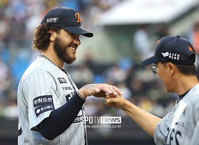 ▲ 올 시즌 타자가 공인하는 리그 최고 선발 투수인 코디 폰세는 앤더슨의 추격 사정권에 들어왔다 ⓒ곽혜미 기자