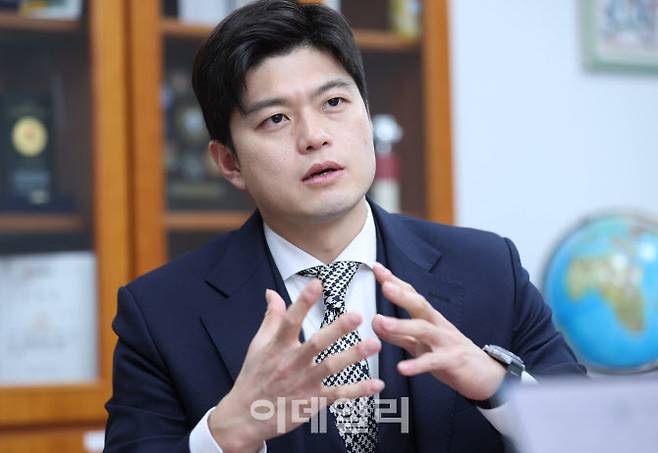 [이데일리 노진환 기자] 김용태 국민의힘 의원이 16일 서울 여의도 국회 의원회관에서 이데일리와 인터뷰를 하고 있다.