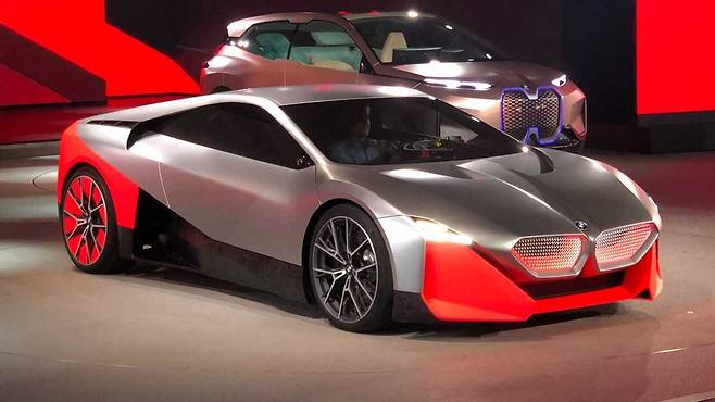 BMW 비전 M 넥스트 콘셉트