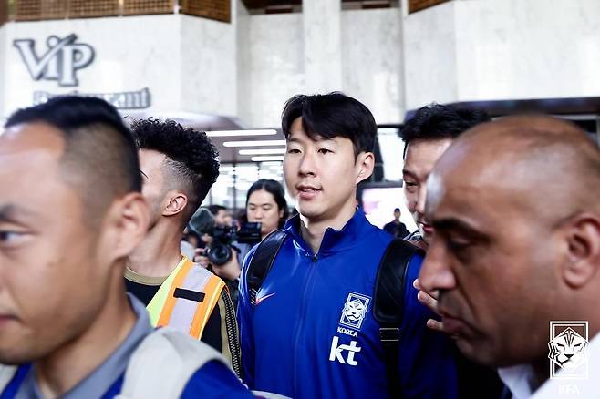 이라크에 도착한 한국 축구대표팀(대한축구협회 제공)