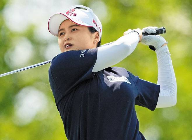 US여자오픈 4라운드 16번홀 티샷하는 최혜진. /AFP 연합뉴스