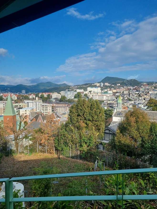 28b9d932da836ff236e685e243867d6f6a77c4f44b76505997c2eb076f3b88e31f31cb