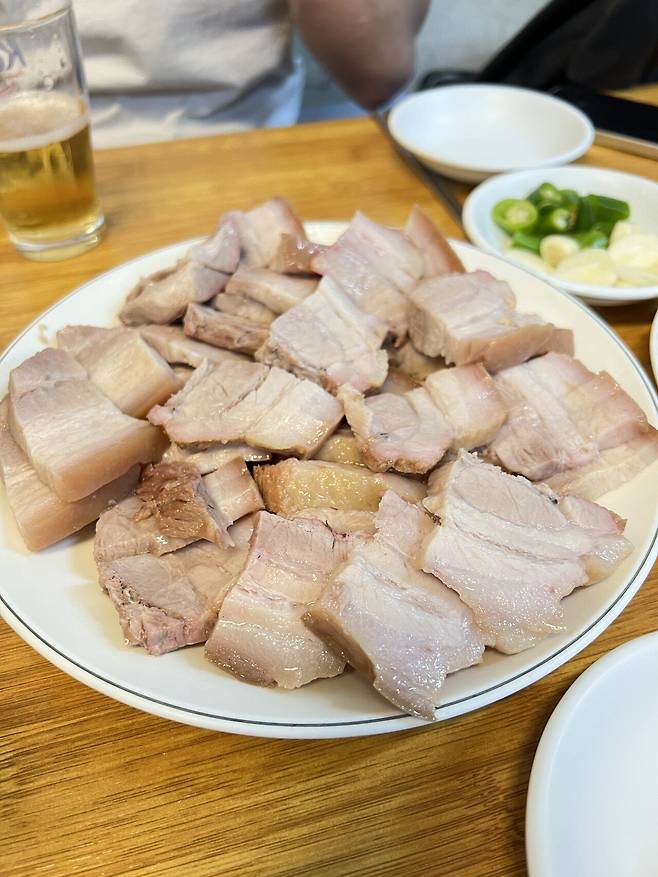 종로 어딘가에서 보쌈