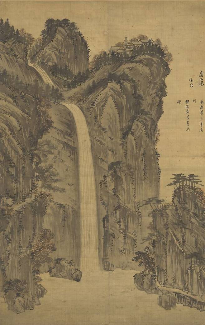 여산폭 廬山瀑 Waterfall of Lushan Mountain정선 조선, 18세기 비단에 수묵 100.3 × 64.2 cm 국립중앙박물관 *재판매 및 DB 금지