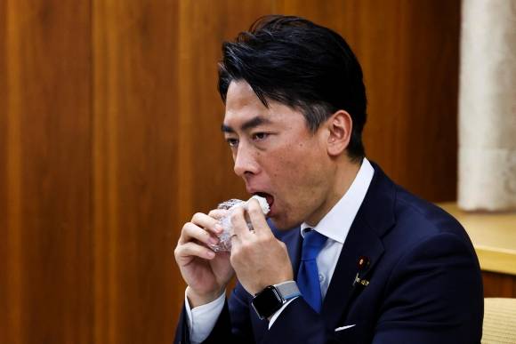 고이즈미 신지로 농림수산상.  로이터 연합뉴스