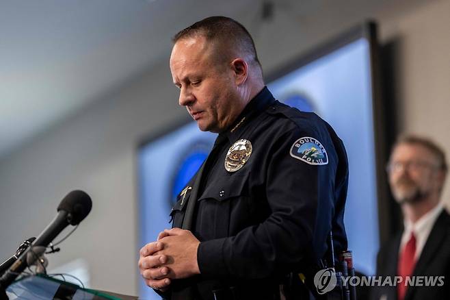 콜로라도 '화염병 투척' 사건 수사 내용 발표하는 경찰 [AFP 연합뉴스. 재판매 및 DB 금지]