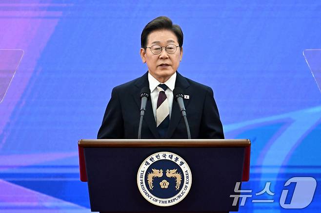 이재명 대통령이 4일 오전 서울 여의도 국회에서 제21대 대통령 취임사를 하고 있다. 2025.6.4/뉴스1 ⓒ News1 국회사진기자단