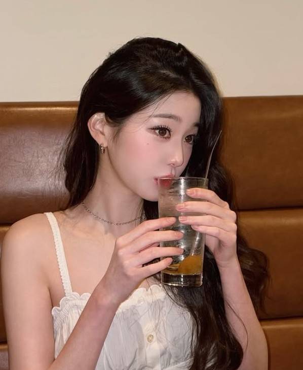 장원영 SNS