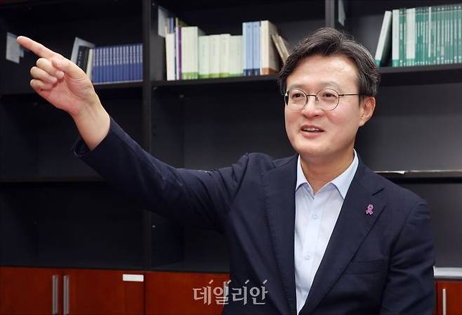 채현일 더불어민주당 선거대책위원회 서울특보단장·정책본부 부본부장·기본사회위원회 서울위원장 ⓒ데일리안 홍금표 기자