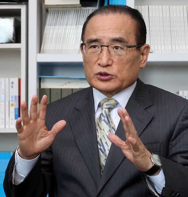 위성락 더불어민주당 의원이 지난해 한국경제신문과 인터뷰하고 있다. 한경DB