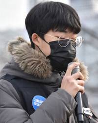 박지운(28·학생)