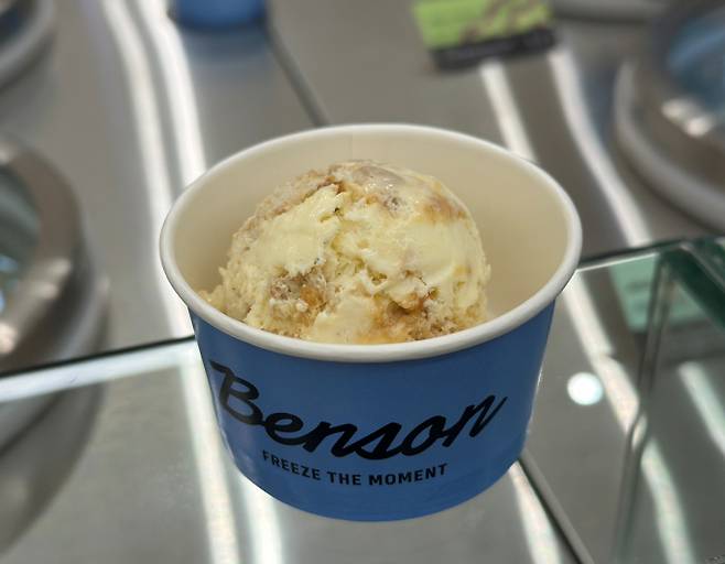 벤슨 아이스크림은 싱글컵 기준 5300원으로 프리미엄 시장을 겨냥했다. /사진=다이어리알