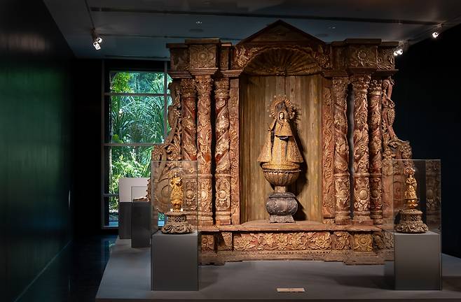 박물관 로비의 유물 [사진/성연재 기자]