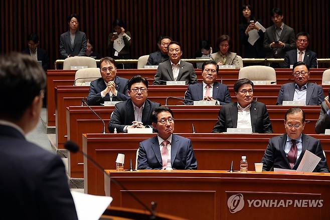 국민의힘 의원총회 [연합뉴스 자료사진]