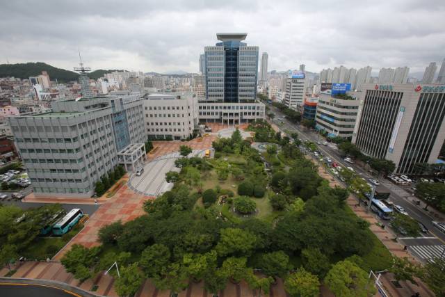 울산시청 청사 전경