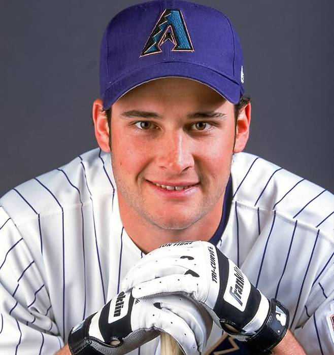 (전 애리조나 외야수 제이슨 콘티)