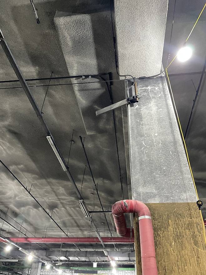 IMG_6444.jpeg 3월 말 화재 사고 났던 흥덕 IT밸리 실시간 사진 ㄷㄷㄷㄷ