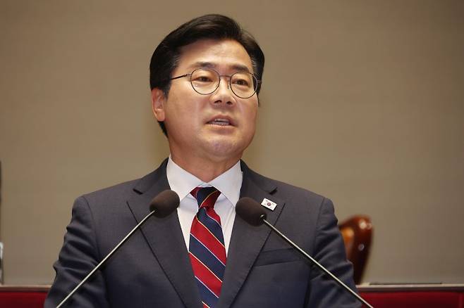 박찬대 더불어민주당 당대표 직무대행 겸 원내대표가 5일 오후 서울 여의도 국회에서 열린 의원총회에서 발언을 하고 있다. 사진=뉴시스