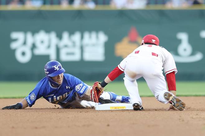 삼성 김지찬의 2루 도루 성공 모습. 삼성 제공