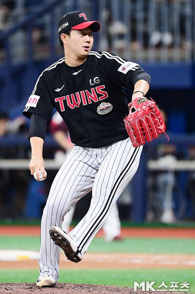 LG 유영찬은 5일 창원 NC전에서 5아웃 세이브를 기록했다. 사진=김영구 기자